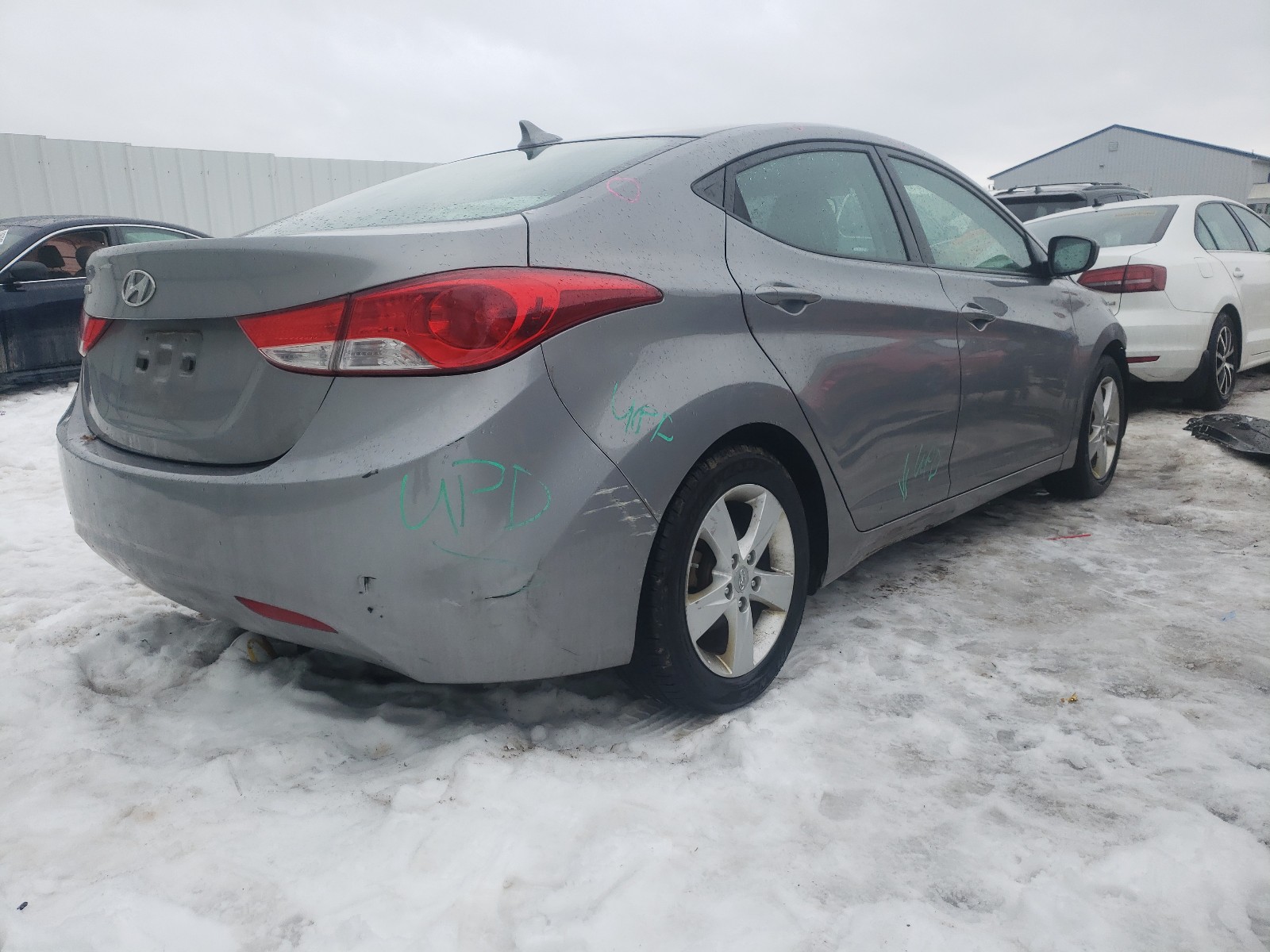 Photo 3 VIN: KMHDH4AE0BU096828 - HYUNDAI ELANTRA GL 