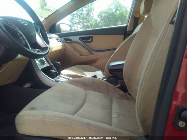 Photo 4 VIN: KMHDH4AE0BU112462 - HYUNDAI ELANTRA 