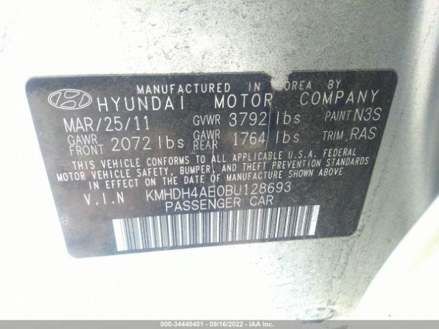 Photo 8 VIN: KMHDH4AE0BU128693 - HYUNDAI ELANTRA 