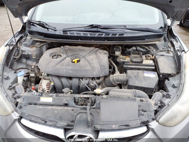 Photo 9 VIN: KMHDH4AE0BU128757 - HYUNDAI ELANTRA 