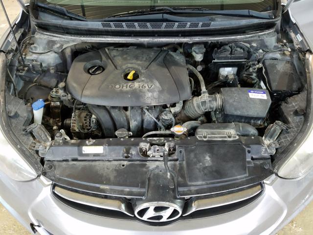 Photo 6 VIN: KMHDH4AE0BU134476 - HYUNDAI ELANTRA GL 