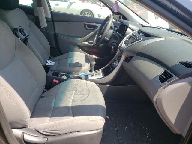 Photo 4 VIN: KMHDH4AE0BU135031 - HYUNDAI ELANTRA GL 