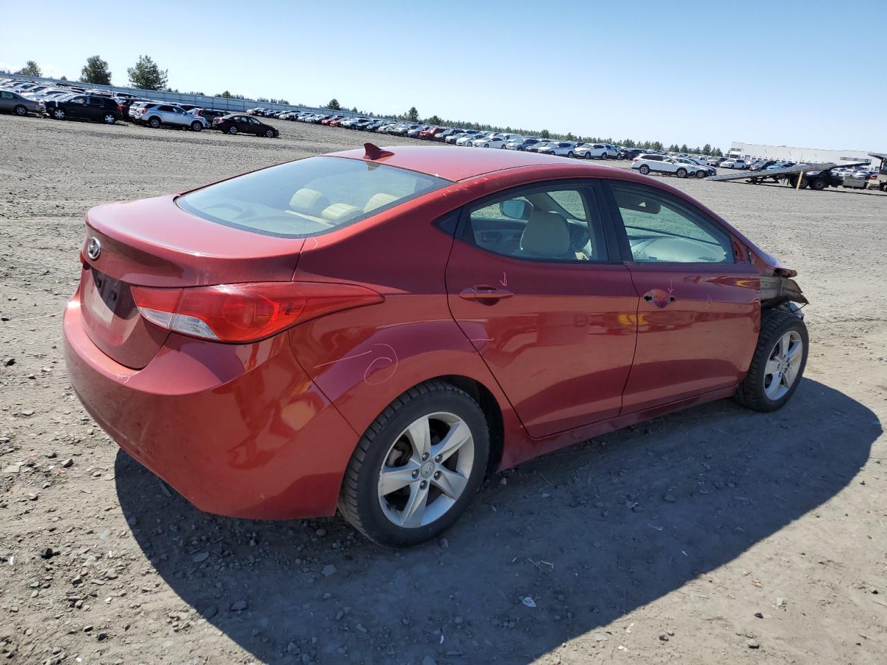 Photo 2 VIN: KMHDH4AE0BU147535 - HYUNDAI ELANTRA 