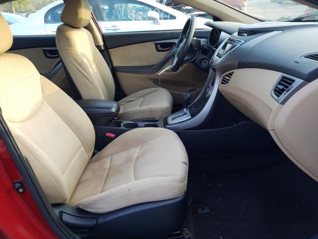 Photo 4 VIN: KMHDH4AE0BU154615 - HYUNDAI ELANTRA 