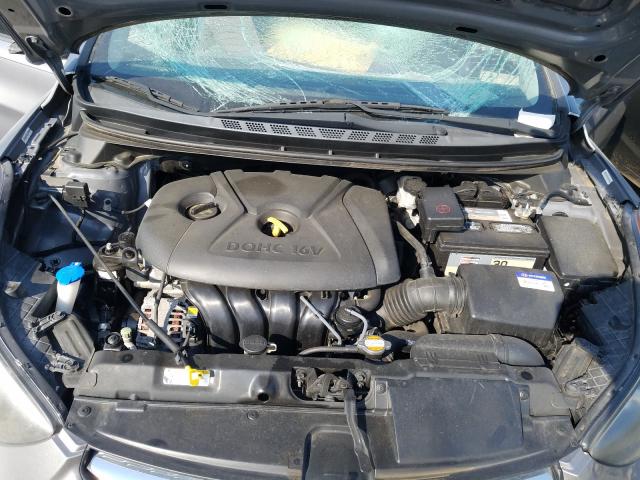 Photo 6 VIN: KMHDH4AE0BU159796 - HYUNDAI ELANTRA GL 