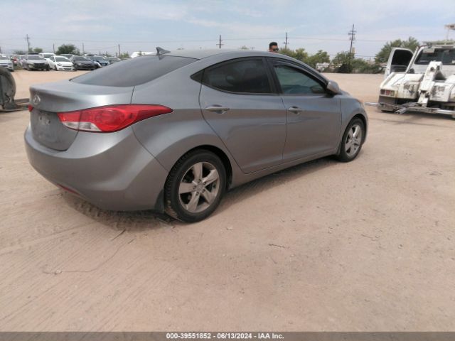 Photo 3 VIN: KMHDH4AE0CU212479 - HYUNDAI ELANTRA 