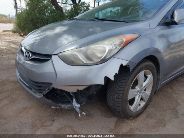 Photo 5 VIN: KMHDH4AE0CU212479 - HYUNDAI ELANTRA 