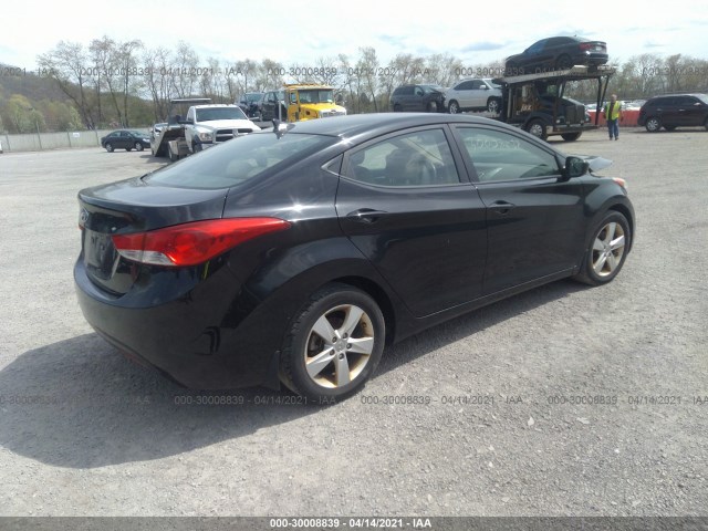 Photo 3 VIN: KMHDH4AE0CU272410 - HYUNDAI ELANTRA 