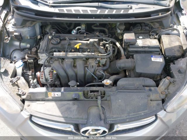 Photo 9 VIN: KMHDH4AE0CU310475 - HYUNDAI ELANTRA 