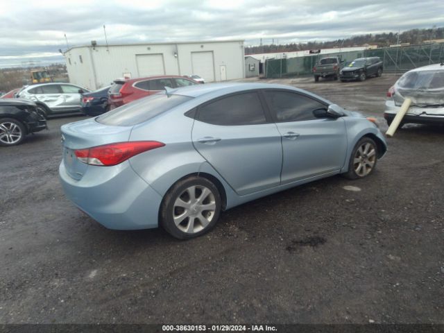 Photo 3 VIN: KMHDH4AE0CU316373 - HYUNDAI ELANTRA 