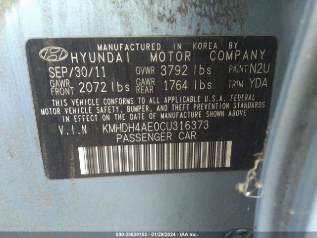 Photo 8 VIN: KMHDH4AE0CU316373 - HYUNDAI ELANTRA 