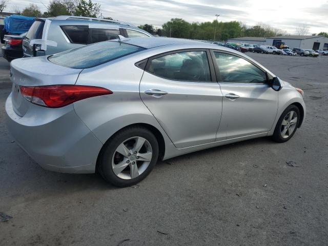 Photo 2 VIN: KMHDH4AE0CU317992 - HYUNDAI ELANTRA 