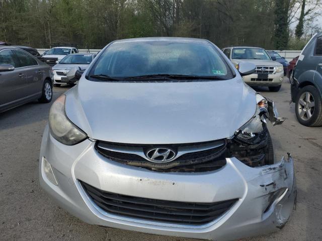 Photo 4 VIN: KMHDH4AE0CU317992 - HYUNDAI ELANTRA 