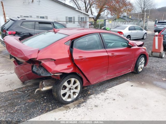 Photo 3 VIN: KMHDH4AE0CU333769 - HYUNDAI ELANTRA 