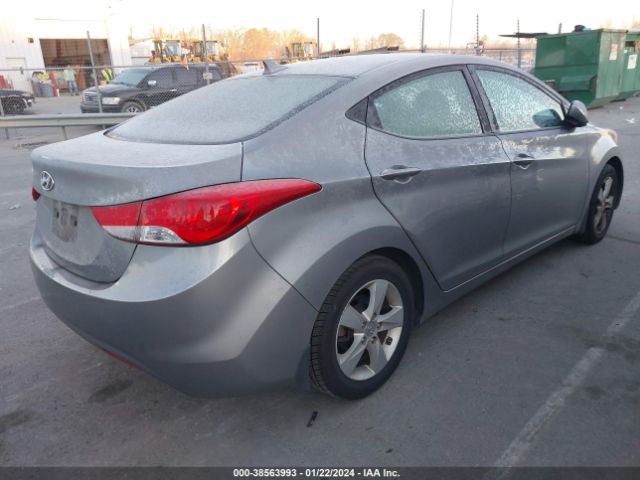 Photo 3 VIN: KMHDH4AE0CU357327 - HYUNDAI ELANTRA 