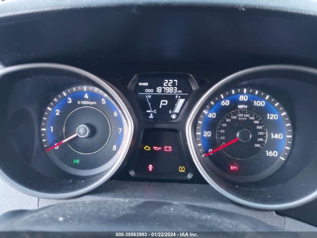 Photo 6 VIN: KMHDH4AE0CU357327 - HYUNDAI ELANTRA 