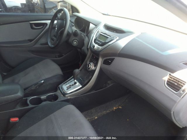 Photo 4 VIN: KMHDH4AE0CU365721 - HYUNDAI ELANTRA 