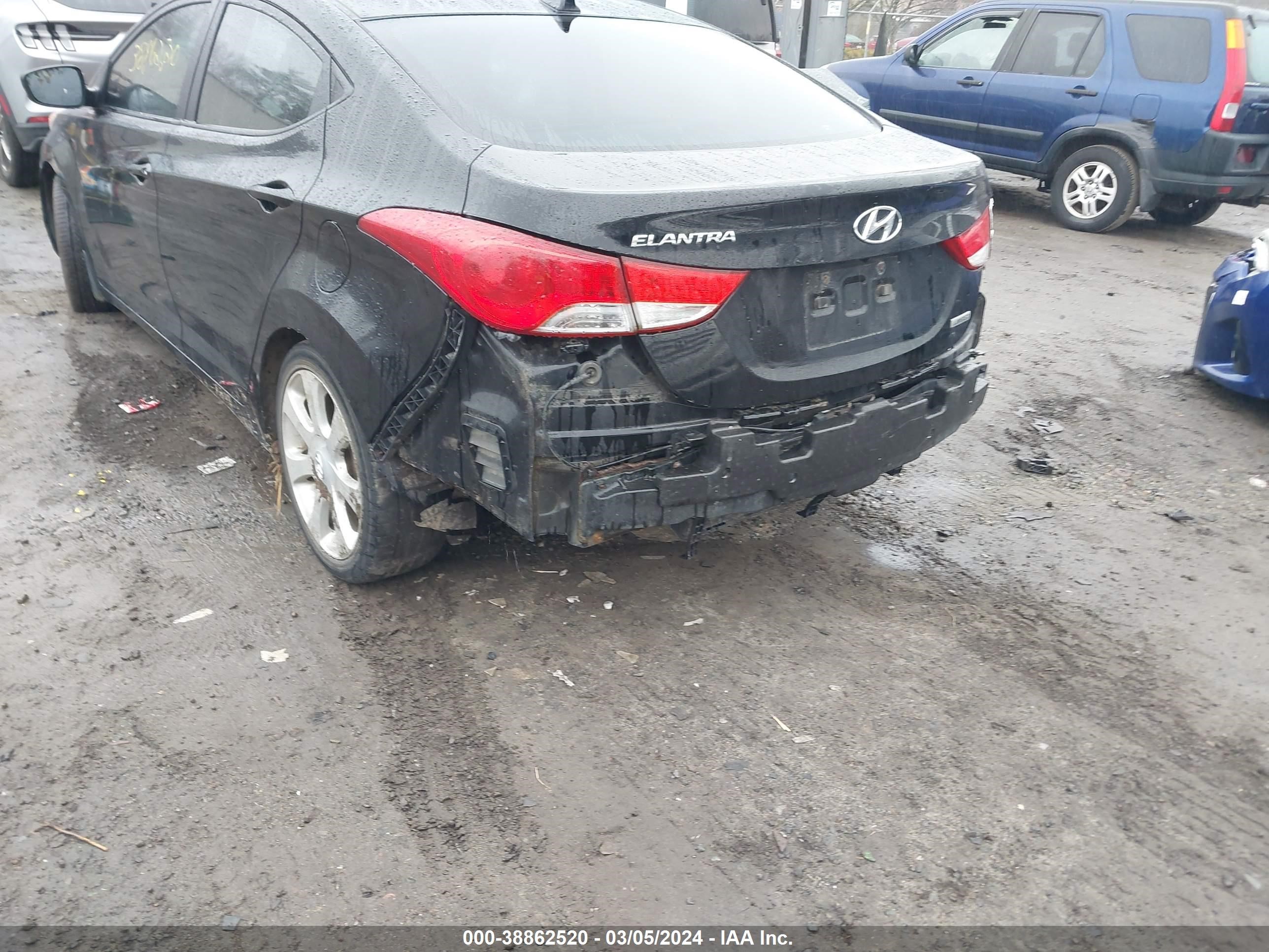 Photo 5 VIN: KMHDH4AE0CU368974 - HYUNDAI ELANTRA 