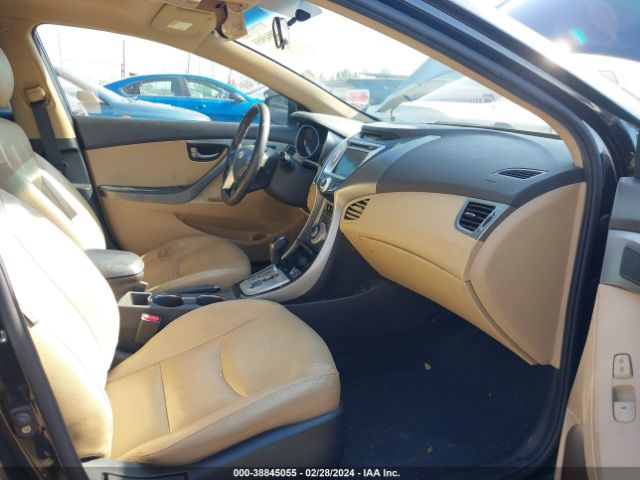 Photo 4 VIN: KMHDH4AE0CU433807 - HYUNDAI ELANTRA 