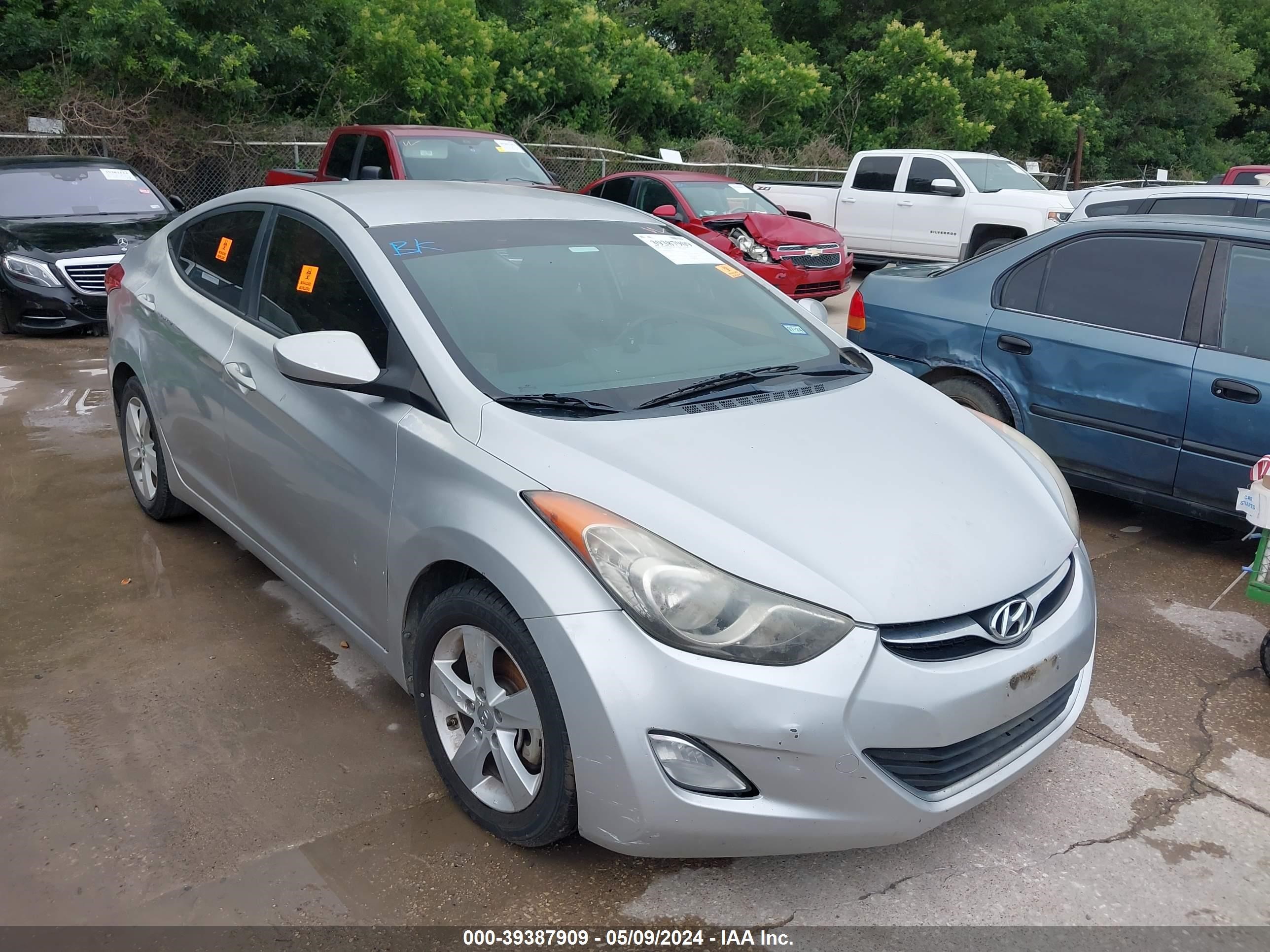 Photo 0 VIN: KMHDH4AE0DU001333 - HYUNDAI ELANTRA 