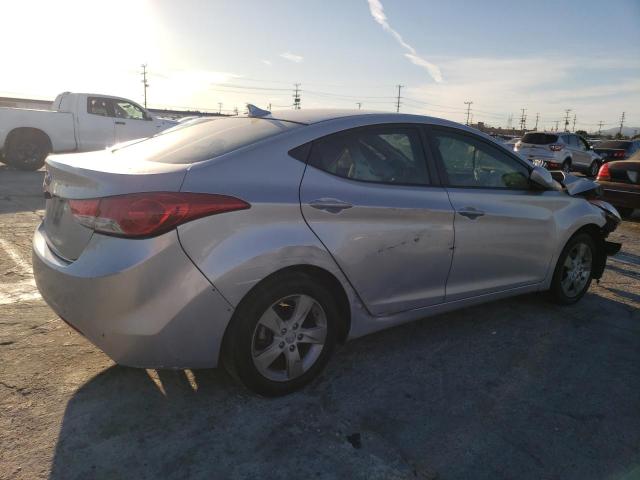 Photo 2 VIN: KMHDH4AE0DU017984 - HYUNDAI ELANTRA 