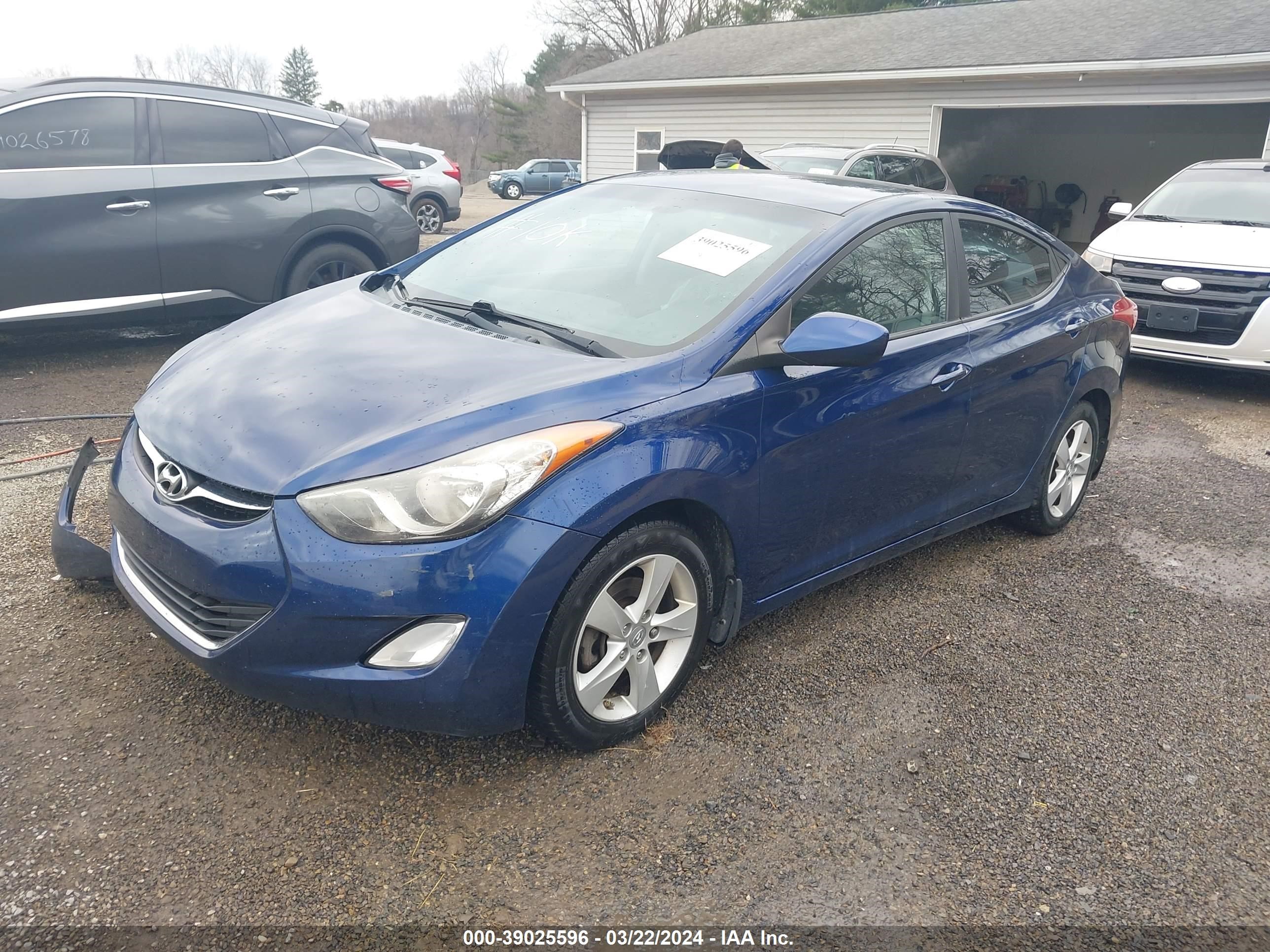 Photo 1 VIN: KMHDH4AE0DU520916 - HYUNDAI ELANTRA 