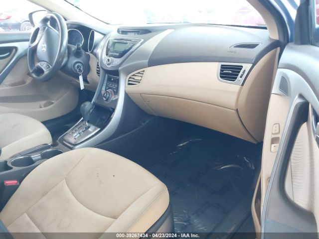 Photo 4 VIN: KMHDH4AE0DU526974 - HYUNDAI ELANTRA 