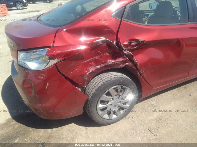 Photo 5 VIN: KMHDH4AE0DU555018 - HYUNDAI ELANTRA 