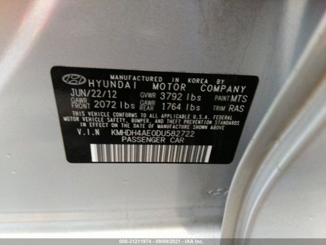 Photo 8 VIN: KMHDH4AE0DU582722 - HYUNDAI ELANTRA 