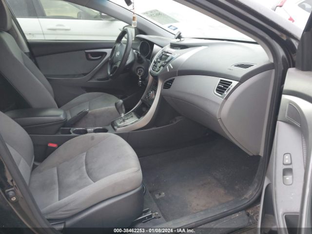 Photo 4 VIN: KMHDH4AE0DU666801 - HYUNDAI ELANTRA 