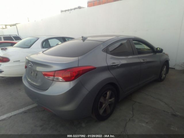 Photo 3 VIN: KMHDH4AE0DU710392 - HYUNDAI ELANTRA 