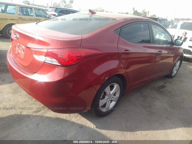 Photo 3 VIN: KMHDH4AE0DU725717 - HYUNDAI ELANTRA 