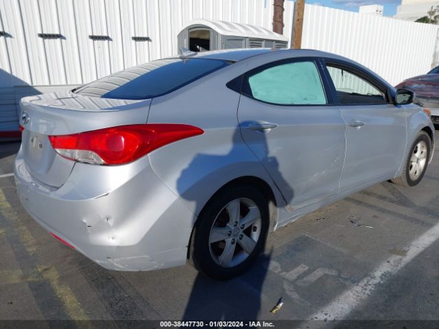 Photo 5 VIN: KMHDH4AE0DU805728 - HYUNDAI ELANTRA 