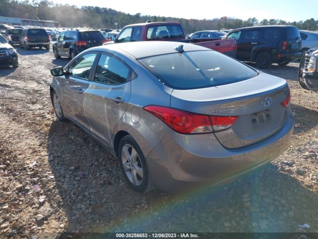 Photo 2 VIN: KMHDH4AE0DU808550 - HYUNDAI ELANTRA 