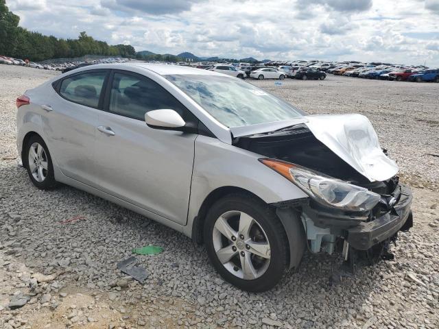 Photo 3 VIN: KMHDH4AE0DU818172 - HYUNDAI ELANTRA GL 