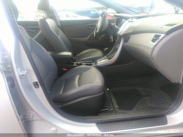 Photo 4 VIN: KMHDH4AE0DU842228 - HYUNDAI ELANTRA 