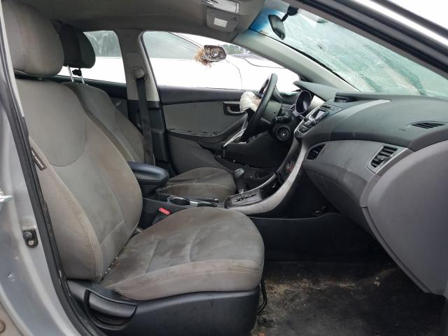 Photo 4 VIN: KMHDH4AE0DU852452 - HYUNDAI ELANTRA GL 