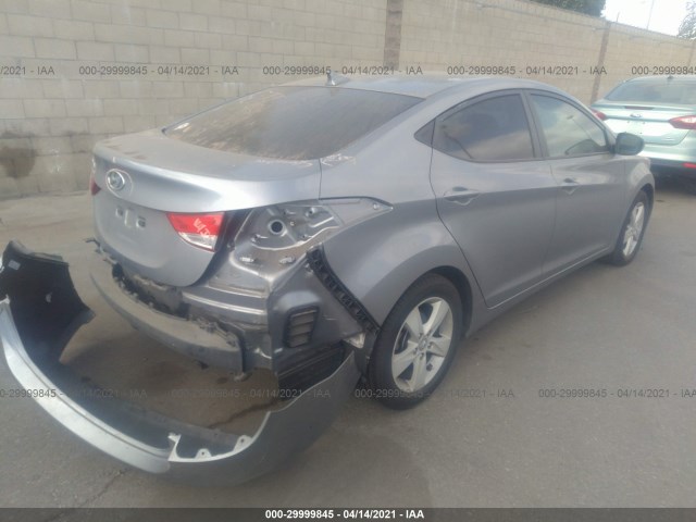 Photo 3 VIN: KMHDH4AE0DU898430 - HYUNDAI ELANTRA 