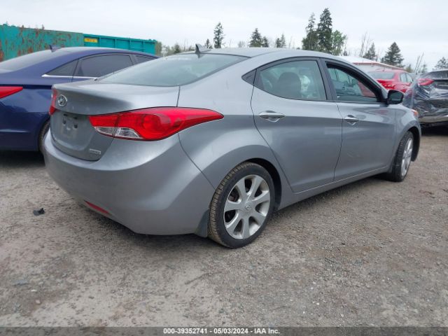 Photo 3 VIN: KMHDH4AE0DU935198 - HYUNDAI ELANTRA 