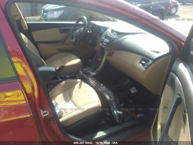 Photo 4 VIN: KMHDH4AE0DU972820 - HYUNDAI ELANTRA 