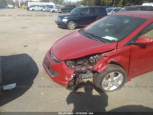 Photo 5 VIN: KMHDH4AE0DU972820 - HYUNDAI ELANTRA 