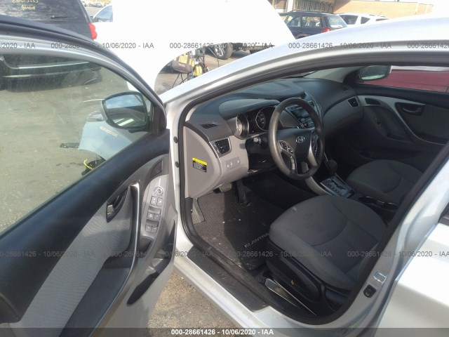 Photo 4 VIN: KMHDH4AE0DU989570 - HYUNDAI ELANTRA 