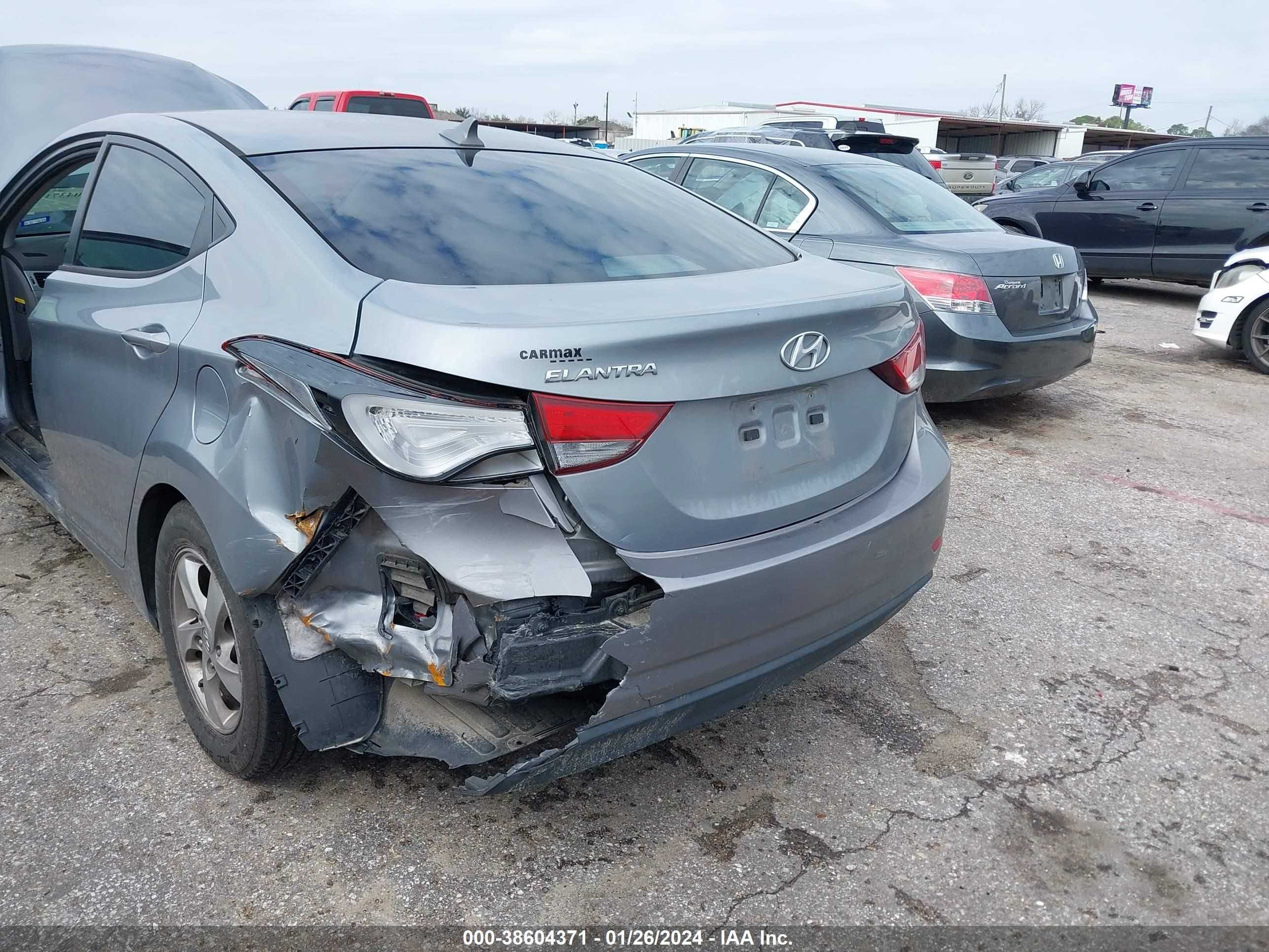 Photo 5 VIN: KMHDH4AE0EU206832 - HYUNDAI ELANTRA 