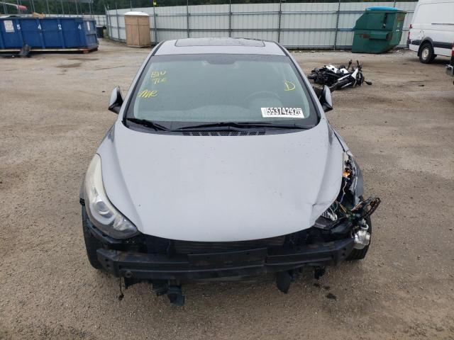 Photo 8 VIN: KMHDH4AE0FU224717 - HYUNDAI ELANTRA SE 