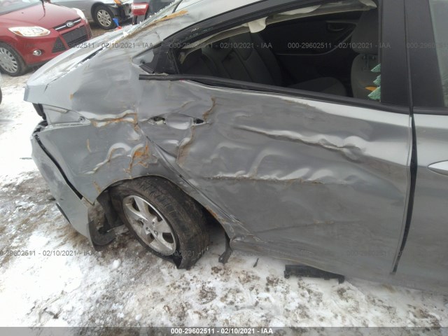 Photo 5 VIN: KMHDH4AE0FU249150 - HYUNDAI ELANTRA 