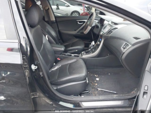 Photo 4 VIN: KMHDH4AE0FU261847 - HYUNDAI ELANTRA 