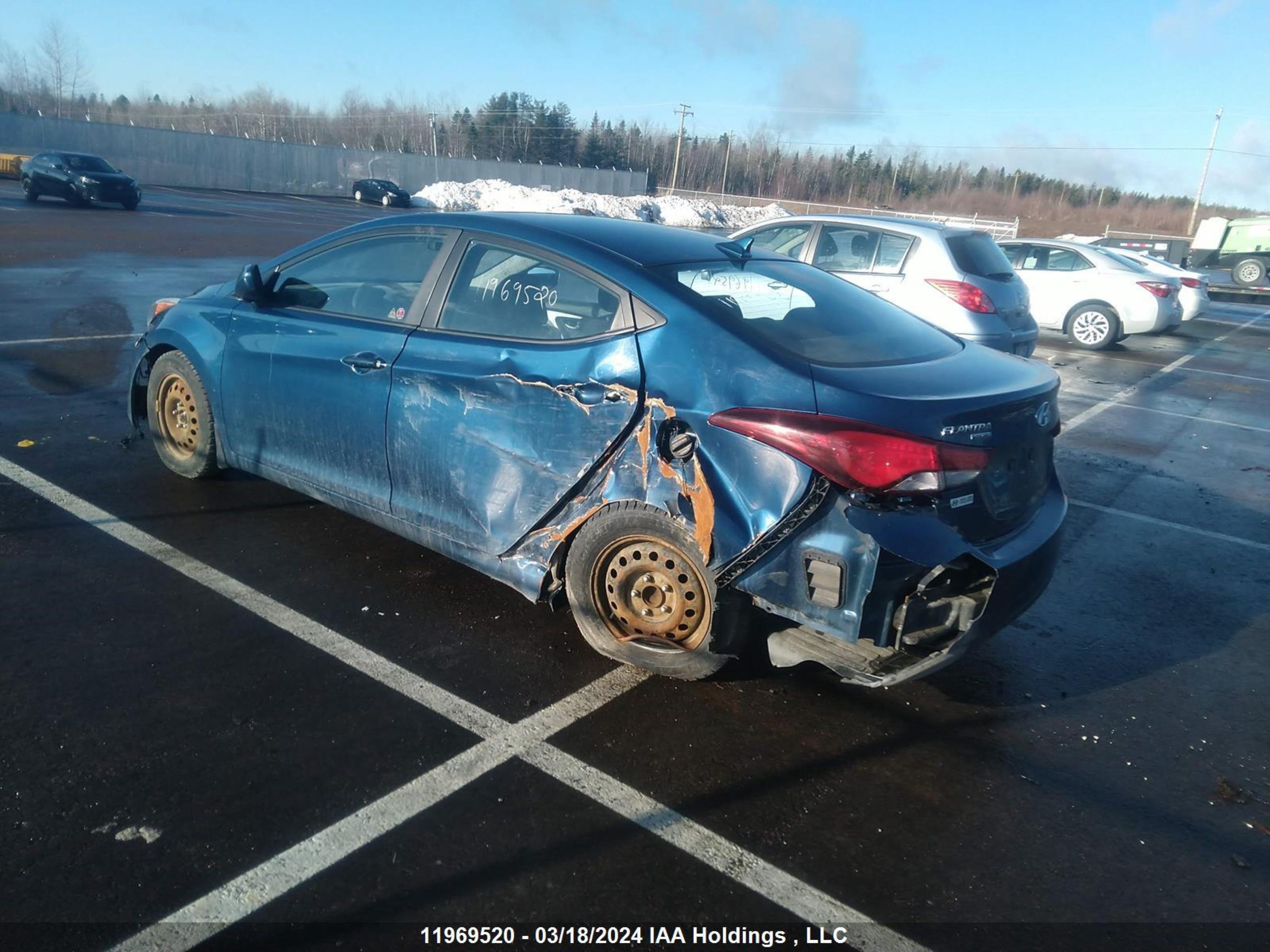 Photo 2 VIN: KMHDH4AE0FU269124 - HYUNDAI ELANTRA 