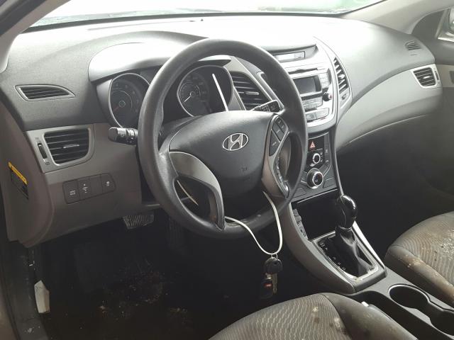 Photo 8 VIN: KMHDH4AE0FU279684 - HYUNDAI ELANTRA SE 