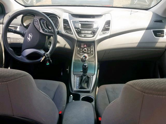 Photo 8 VIN: KMHDH4AE0FU333002 - HYUNDAI ELANTRA SE 