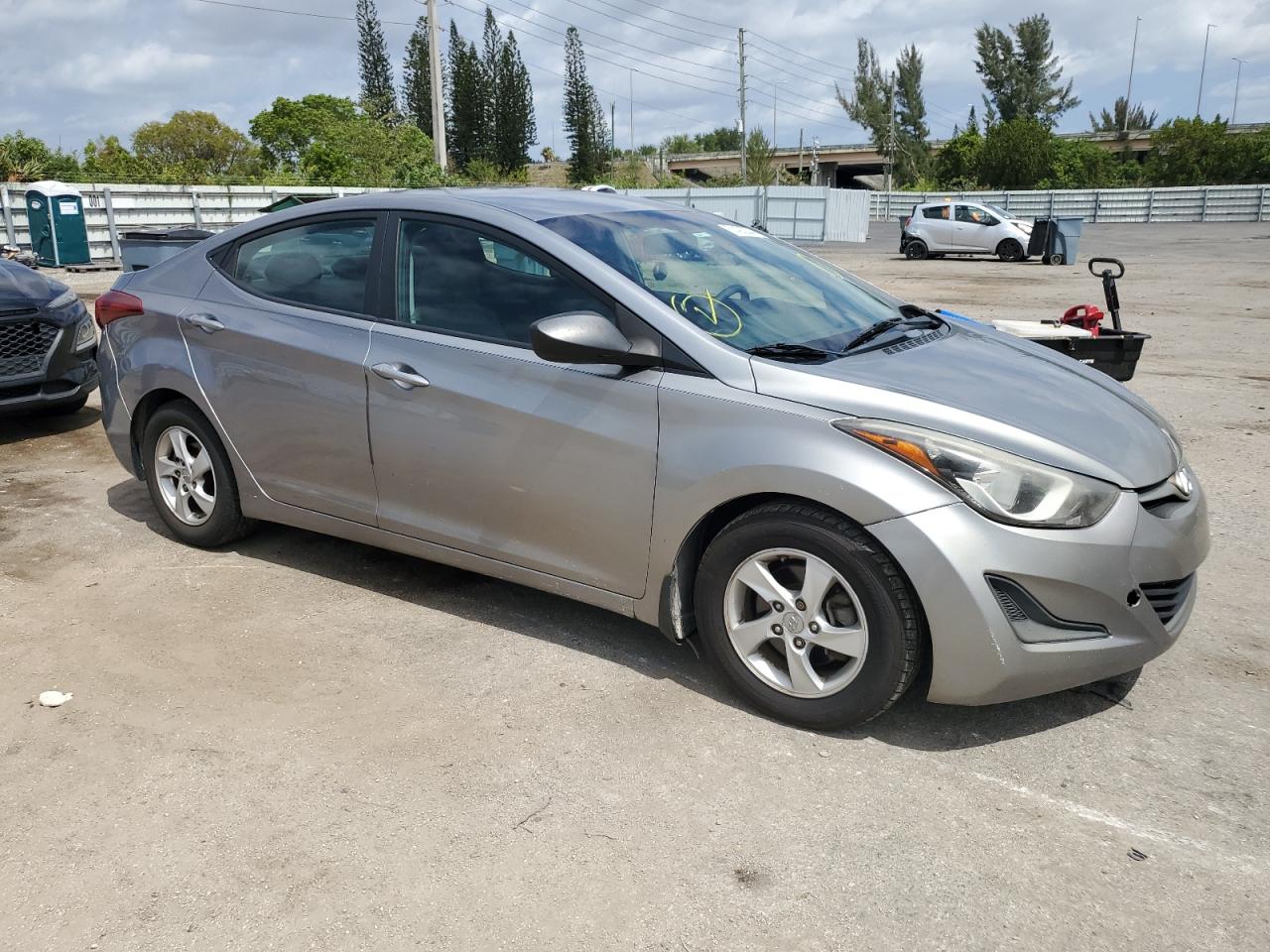 Photo 3 VIN: KMHDH4AE0FU348227 - HYUNDAI ELANTRA 